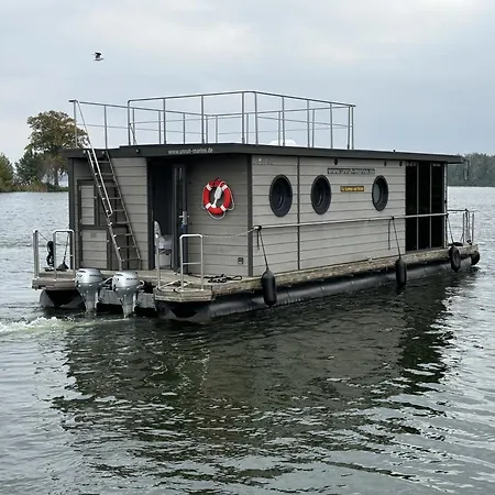 Úszó hotel Hausboot Marieke Fuehrerscheinfrei Schwerin